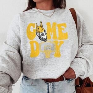 Idaho Vandals NCAA Division I Basketball Graphic Crewneck Sweatshirt
